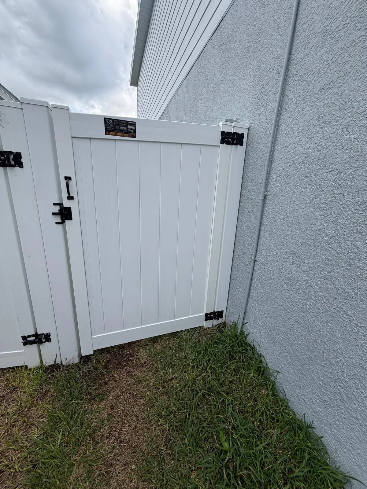Daimon Fence project photo