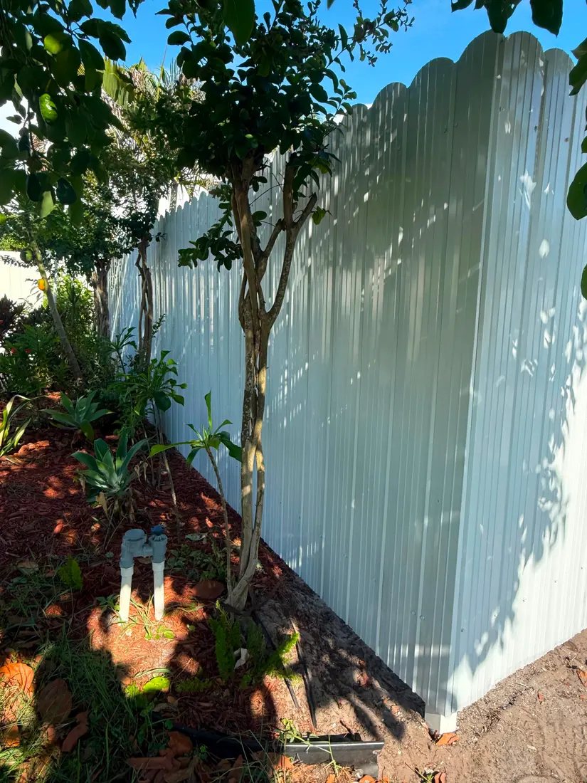 Vinyl fence corner post and gate detail